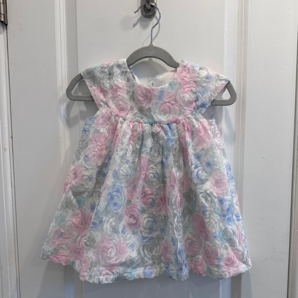 NWT - First Impressions Dress Size 24 Months